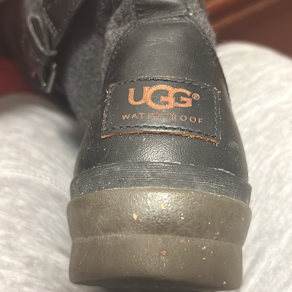 Ugg Australia Women Kesey Leather Waterproof Boots shoes sz 8. Preworn. - Picture 5 of 13